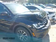 ✅ 2019 Volkswagen Tiguan SE • VIN: 3VV2B7AX9KM174299 • Lot: 43258827. Wystawiony na IAAI z przebiegiem 61 418 mil. Bezpłatny archiwum sprzedaży aukcyjnych z USA i szczegółowy raport historii pojazdu na DreamBid. Zdjęcie 19.