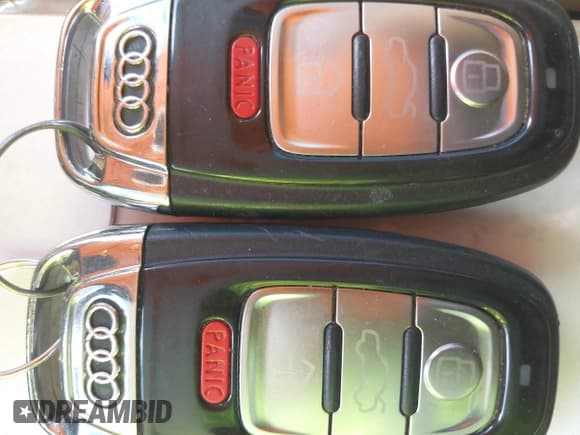 ✅ 2015 Audi A8 4.0T • VIN: WAU32AFD1FN030995 • Lot: 43468092. Wystawiony na IAAI z przebiegiem 93 610 mil. Bezpłatny archiwum sprzedaży aukcyjnych z USA i szczegółowy raport historii pojazdu na DreamBid. Zdjęcie 11.