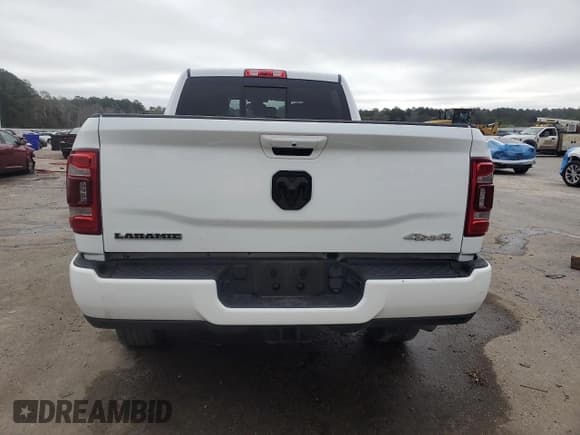 ✅ 2023 Ram 2500 Laramie • VIN: 3C6UR5FL2PG588521 • Lot: 85576225. Wystawiony na Copart z przebiegiem 46 007 mil. Bezpłatny archiwum sprzedaży aukcyjnych z USA i szczegółowy raport historii pojazdu na DreamBid. Zdjęcie 6.