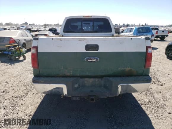 ✅ 2008 Ford F-250 • VIN: 1FTSF20RX8ED58030 • Лот: 74563714. Опубликован ранее на Copart с пробегом 278 531 миль. Бесплатный доступ к архиву аукционных продаж из США и подробный отчёт об истории автомобиля на DreamBid. Изображение 6.