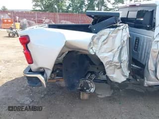 ✅ 2019 Chevrolet Silverado 1500 LT • VIN: 1GCUYDED2KZ108132 • Lot: 43271293. Wystawiony na IAAI z przebiegiem 90 381 mil. Bezpłatny archiwum sprzedaży aukcyjnych z USA i szczegółowy raport historii pojazdu na DreamBid. Zdjęcie 6.