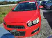 2015 Chevrolet Sonic LT z VIN 1G1JC5SH3F4174229, wystawiony jako Copart lot #74261884 z przebiegiem 158 230 mil mil oraz Szkoda całkowita • Salvage title. Historia ofert i sprzedaży dostępna na DreamBid. Obrazek 5.