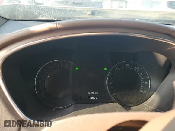 ✅ 2016 Lincoln MKX Reserve • VIN: 2LMTJ8LR0GBL55813 • Lot: 71031365. Listed on Copart with 60,710 mi. Free auction sales archive from the USA and detailed vehicle history report at DreamBid. Image 9.