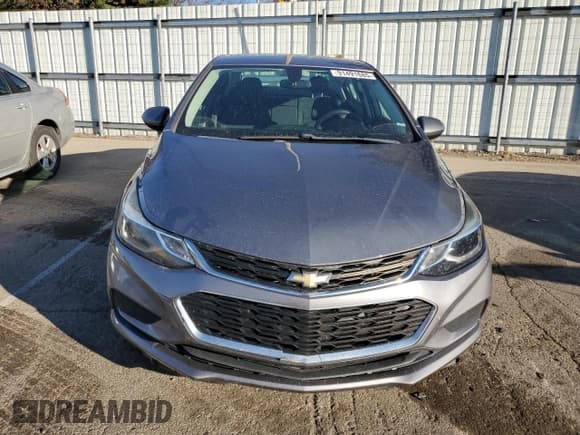 ✅ 2018 Chevrolet Cruze LT • VIN: 1G1BE5SM3J7241396 • Lot: 91491685. Wystawiony na Copart z przebiegiem 103 097 mil. Bezpłatny archiwum sprzedaży aukcyjnych z USA i szczegółowy raport historii pojazdu na DreamBid. Zdjęcie 5.