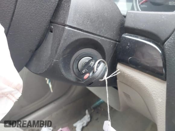 ✅ 2009 Ford Fusion SEL • VIN: 3FAHP08199R101746 • Lot: 43351885. Wystawiony na IAAI z przebiegiem 195 900 mil. Bezpłatny archiwum sprzedaży aukcyjnych z USA i szczegółowy raport historii pojazdu na DreamBid. Zdjęcie 11.