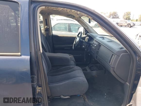 ✅ 2003 Dodge Dakota SLT • VIN: 1D7HL48X23S367452 • Lot: 42959947. Wystawiony na IAAI z przebiegiem 198 631 mil. Bezpłatny archiwum sprzedaży aukcyjnych z USA i szczegółowy raport historii pojazdu na DreamBid. Zdjęcie 5.