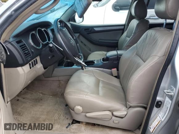 ✅ 2005 Toyota 4Runner SR5 • VIN: JTEZU14R958031424 • Лот: 86427535. Опубликован ранее на Copart с пробегом 218 780 миль. Бесплатный доступ к архиву аукционных продаж из США и подробный отчёт об истории автомобиля на DreamBid. Изображение 7.