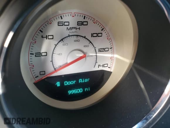 ✅ 2012 Dodge Challenger SXT • VIN: 2C3CDYAG4CH275676 • Lot: 74502834. Wystawiony na Copart z przebiegiem 99 500 mil. Bezpłatny archiwum sprzedaży aukcyjnych z USA i szczegółowy raport historii pojazdu na DreamBid. Zdjęcie 9.