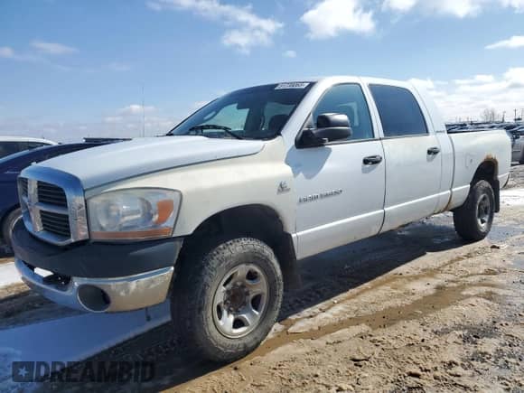 2006 Dodge 3500 Laramie z VIN 3D7LX39C16G170806, wystawiony jako Copart lot #51238065 z przebiegiem 368 436 mil mil oraz Czysty tytuł • Clean title. Historia ofert i sprzedaży dostępna na DreamBid. Obrazek 1.