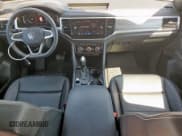 ✅ 2022 Volkswagen Atlas SE • VIN: 1V2HC2CAXNC228683 • Лот: 81900245. Опубликован ранее на Copart с пробегом 40 562 миль. Бесплатный доступ к архиву аукционных продаж из США и подробный отчёт об истории автомобиля на DreamBid. Изображение 8.