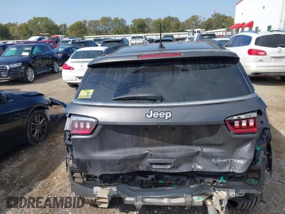 ✅ 2020 Jeep Compass Limited • VIN: 3C4NJCCBXLT126195 • Lot: 43565257. Listed on IAAI with 50,685 mi. Free auction sales archive from the USA and detailed vehicle history report at DreamBid. Image 17.