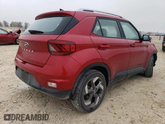 ✅ 2022 Hyundai Venue SEL • VIN: KMHRC8A38NU157583 • Lot: 84824634. Listed on Copart with 51,123 mi. Free auction sales archive from the USA and detailed vehicle history report at DreamBid. Image 3.