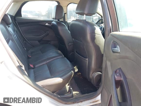 ✅ 2013 Ford Focus SE • VIN: 1FADP3F29DL158743 • Lot: 42166945. Listed on IAAI with 190,337 mi. Free auction sales archive from the USA and detailed vehicle history report at DreamBid. Image 8.