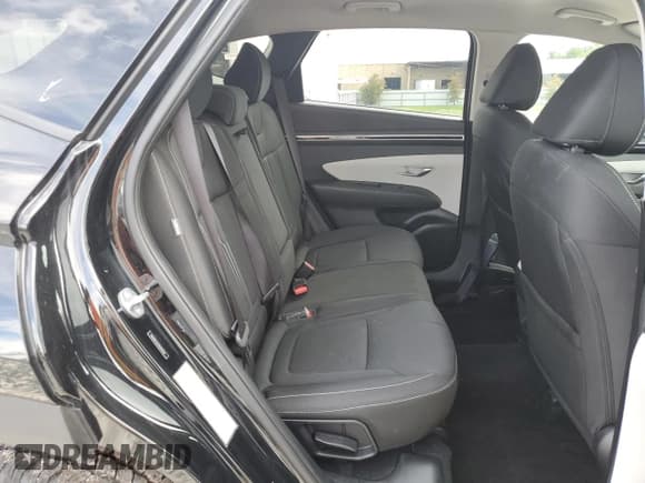 ✅ 2024 Hyundai Tucson SEL • VIN: 5NMJBCDE9RH342758 • Lot: 70310664. Wystawiony na Copart z przebiegiem 16 204 mil. Bezpłatny archiwum sprzedaży aukcyjnych z USA i szczegółowy raport historii pojazdu na DreamBid. Zdjęcie 11.