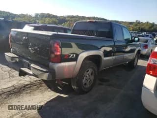 ✅ 2005 Chevrolet Silverado 1500 Z71 • VIN: 1GCEK19Z25Z279302 • Лот: 75118534. Опубликован ранее на Copart с пробегом 138 606 миль. Бесплатный доступ к архиву аукционных продаж из США и подробный отчёт об истории автомобиля на DreamBid. Изображение 3.