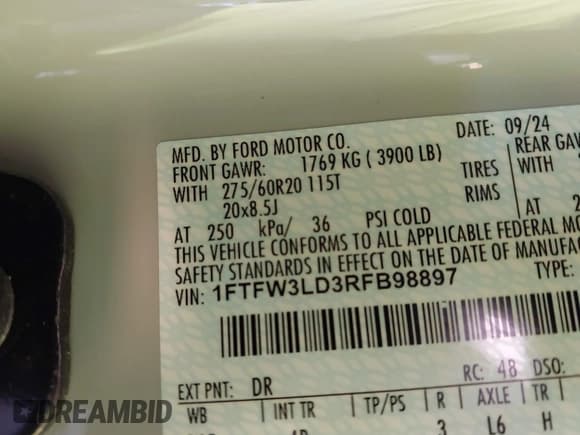 ✅ 2024 Ford F-150 XLT • VIN: 1FTFW3LD3RFB98897 • Lot: 43234632. Wystawiony na IAAI z przebiegiem 14 362 mil. Bezpłatny archiwum sprzedaży aukcyjnych z USA i szczegółowy raport historii pojazdu na DreamBid. Zdjęcie 9.