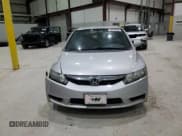 ✅ 2009 Honda Civic LX • VIN: 1HGFA16569L014742 • Лот: 90343195. Опубликован ранее на Copart с пробегом 115 308 миль. Бесплатный доступ к архиву аукционных продаж из США и подробный отчёт об истории автомобиля на DreamBid. Изображение 5.