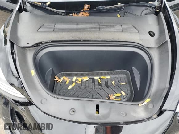 ✅ 2023 Tesla Model Y Long Range • VIN: 7SAYGAEEXPF842044 • Лот: 90837975. Опубликован ранее на Copart с пробегом 68 860 миль. Бесплатный доступ к архиву аукционных продаж из США и подробный отчёт об истории автомобиля на DreamBid. Изображение 12.