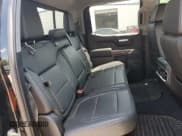 ✅ 2021 Chevrolet Silverado 1500 LTZ • VIN: 3GCUYGET5MG150323 • Lot: 62711705. Wystawiony na Copart z przebiegiem 47 306 mil. Bezpłatny archiwum sprzedaży aukcyjnych z USA i szczegółowy raport historii pojazdu na DreamBid. Zdjęcie 10.