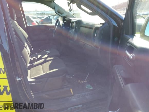 ✅ 2023 Chevrolet Silverado 1500 Work Truck • VIN: 1GCRDAEDXPZ307503 • Lot: 41588406. Wystawiony na IAAI z przebiegiem 79 583 mil. Bezpłatny archiwum sprzedaży aukcyjnych z USA i szczegółowy raport historii pojazdu na DreamBid. Zdjęcie 5.