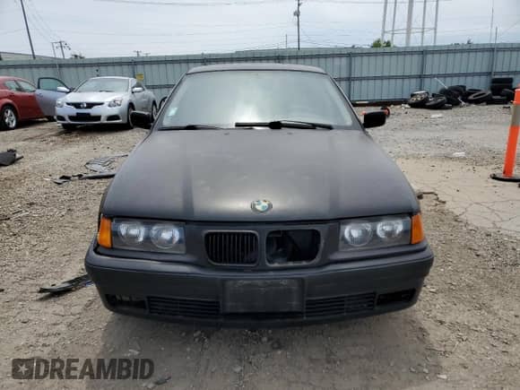 1998 BMW 3 Series 328i with VIN WBACD4329WAV60069, listed as a Copart auction lot 57724115 with 113,414 mi miles and Clean title. Bid and sale history available at DreamBid. Image 5.