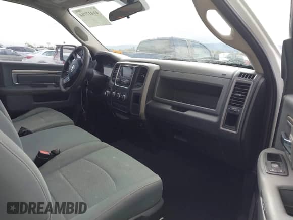 2016 Ram 1500 Tradesman with VIN 3C6JR6DG4GG171903, listed as a IAAI auction lot 41417714 with 232,270 mi miles and . Bid and sale history available at DreamBid. Image 5.