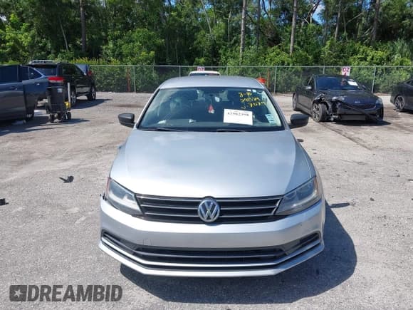 ✅ 2015 Volkswagen Jetta S • VIN: 3VW2K7AJ5FM287079 • Lot: 42982398. Listed on IAAI with 104,408 mi. Free auction sales archive from the USA and detailed vehicle history report at DreamBid. Image 13.