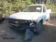 2010 Chevrolet Silverado 1500 Work Truck z VIN 1GCPCPEA1AZ215626, wystawiony jako IAAI lot #43373577 z przebiegiem 286 892 mil mil oraz . Historia ofert i sprzedaży dostępna na DreamBid. Obrazek 16.