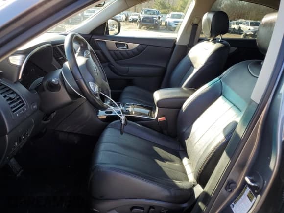 ✅ 2016 Infiniti QX70 • VIN: JN8CS1MUXGM671452 • Lot: 43776495. Listed on Copart with 192,412 mi. Free auction sales archive from the USA and detailed vehicle history report at DreamBid. Image 7.