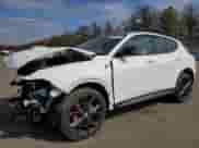 2024 Dodge Hornet R/T Plus z VIN ZACPDFDW8R3A28180, wystawiony jako Copart lot #47788165 z przebiegiem 1 207 mil mil oraz Szkoda całkowita • Salvage title. Historia ofert i sprzedaży dostępna na DreamBid. Obrazek 1.