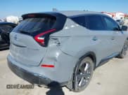 ✅ 2021 Nissan Murano Platinum • VIN: 5N1AZ2DJ6MC121642 • Lot: 43641796. Wystawiony na IAAI z przebiegiem 141 700 mil. Bezpłatny archiwum sprzedaży aukcyjnych z USA i szczegółowy raport historii pojazdu na DreamBid. Zdjęcie 6.