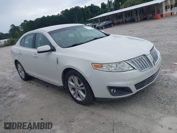 ✅ 2010 Lincoln MKS • VIN: 1LNHL9DR2AG609912 • Лот: 42946192. Опубликован ранее на IAAI с пробегом 196 901 миль. Бесплатный доступ к архиву аукционных продаж из США и подробный отчёт об истории автомобиля на DreamBid. Изображение 1.