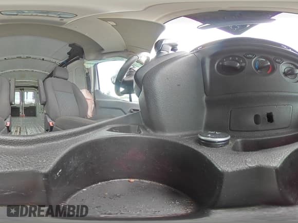 ✅ 2016 Ford Transit Cargo • VIN: 1FTYE2CG2GKA06602 • Лот: 59762705. Опубликован ранее на Copart с пробегом 116 416 миль. Бесплатный доступ к архиву аукционных продаж из США и подробный отчёт об истории автомобиля на DreamBid. Изображение 15.