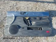 ✅ 2006 Volkswagen Beetle • VIN: 3VWRF31Y46M332134 • Лот: 43544817. Опубликован ранее на IAAI с пробегом 82 264 миль. Бесплатный доступ к архиву аукционных продаж из США и подробный отчёт об истории автомобиля на DreamBid. Изображение 12.