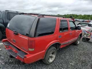 ✅ 1999 Chevrolet Blazer LS • VIN: 1GNCS13W7X2194643 • Lot: 58182655. Wystawiony na Copart z przebiegiem 243 000 mil. Bezpłatny archiwum sprzedaży aukcyjnych z USA i szczegółowy raport historii pojazdu na DreamBid. Zdjęcie 3.
