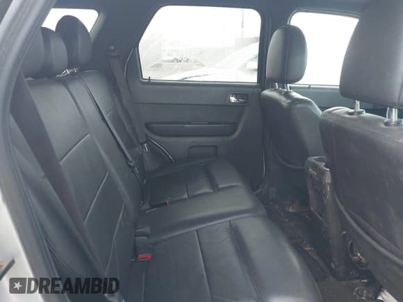 ✅ 2010 Ford Escape Limited • VIN: 1FMCU9EG4AKA85504 • Lot: 43874256. Listed on IAAI with 261,932 mi. Free auction sales archive from the USA and detailed vehicle history report at DreamBid. Image 8.