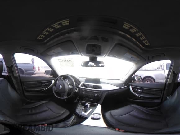 ✅ 2012 BMW 3 Series 328i • VIN: WBA3A5G58CNP17128 • Lot: 41239122. Listed on IAAI with 137,647 mi. Free auction sales archive from the USA and detailed vehicle history report at DreamBid. Image 18.