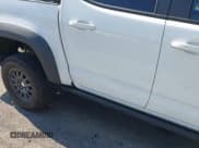 ✅ 2022 Chevrolet Colorado 4WD ZR2 • VIN: 1GCGTEEN6N1126260 • Lot: 42775341. Listed on IAAI with 21,771 mi. Free auction sales archive from the USA and detailed vehicle history report at DreamBid. Image 6.