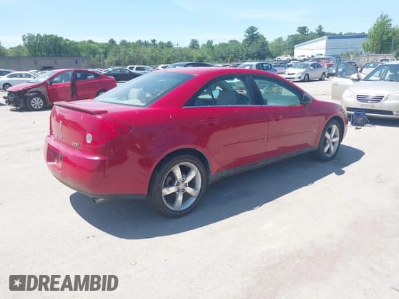 ✅ 2006 Pontiac G6 GTP • VIN: 1G2ZM551264178945 • Lot: 42388621. Wystawiony na IAAI z przebiegiem 115 859 mil. Bezpłatny archiwum sprzedaży aukcyjnych z USA i szczegółowy raport historii pojazdu na DreamBid. Zdjęcie 4.
