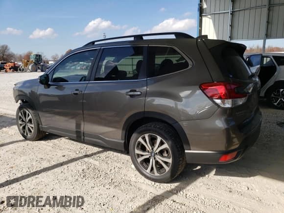 ✅ 2019 Subaru Forester Limited • VIN: JF2SKAUC7KH524491 • Lot: 92389185. Listed on Copart with 46,086 mi. Free auction sales archive from the USA and detailed vehicle history report at DreamBid. Image 2.