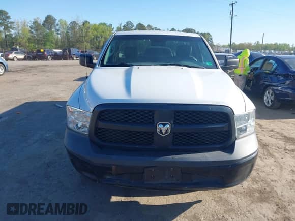 2016 Ram 1500 Tradesman z VIN 3C6JR6DG5GG239657, wystawiony jako IAAI lot #42068193 z przebiegiem 161 465 mil mil oraz . Historia ofert i sprzedaży dostępna na DreamBid. Obrazek 12.