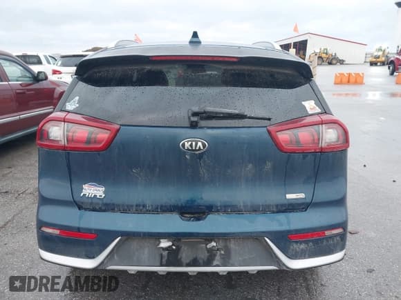 ✅ 2018 Kia Niro EX • VIN: KNDCC3LC7J5142359 • Lot: 43569675. Listed on IAAI with 98,184 mi. Free auction sales archive from the USA and detailed vehicle history report at DreamBid. Image 16.