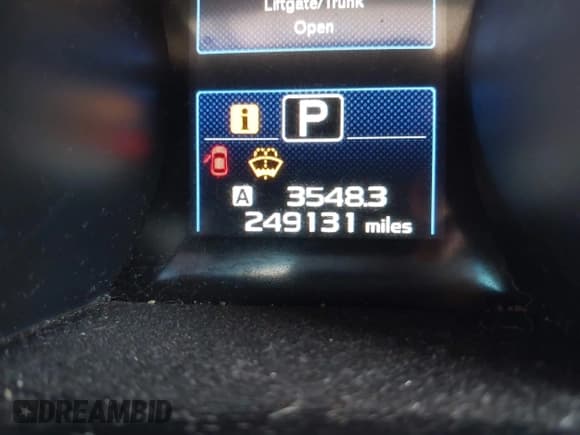 ✅ 2015 Subaru Outback Premium • VIN: 4S4BSACC4F3292544 • Lot: 42658804. Wystawiony na IAAI z przebiegiem 249 131 mil. Bezpłatny archiwum sprzedaży aukcyjnych z USA i szczegółowy raport historii pojazdu na DreamBid. Zdjęcie 15.