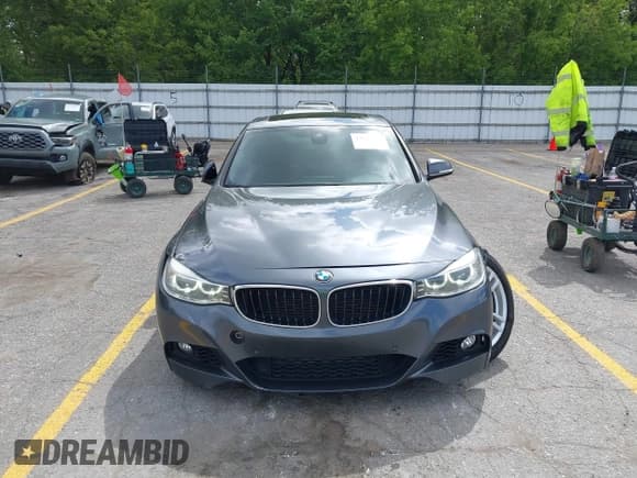 ✅ 2016 BMW 3 Series 328i Gran Turismo xDrive • VIN: WBA8Z5C56GG500482 • Lot: 42344815. Listed on IAAI with 118,810 mi. Free auction sales archive from the USA and detailed vehicle history report at DreamBid. Image 12.