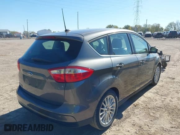 ✅ 2013 Ford C-Max SEL • VIN: 1FADP5CU0DL539852 • Lot: 43501883. Wystawiony na IAAI z przebiegiem 176 072 mil. Bezpłatny archiwum sprzedaży aukcyjnych z USA i szczegółowy raport historii pojazdu na DreamBid. Zdjęcie 4.