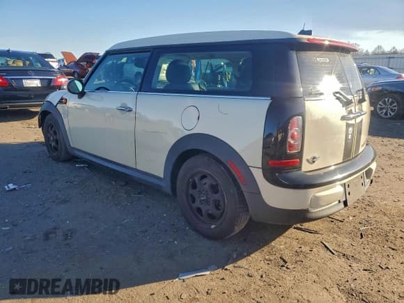 ✅ 2013 MINI Clubman • VIN: WMWZF3C54DT490622 • Lot: 93536145. Wystawiony na Copart z przebiegiem 123 776 mil. Bezpłatny archiwum sprzedaży aukcyjnych z USA i szczegółowy raport historii pojazdu na DreamBid. Zdjęcie 2.