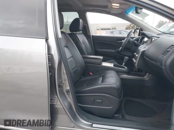 ✅ 2011 Nissan Murano LE • VIN: JN8AZ1MU6BW067302 • Lot: 43723757. Wystawiony na IAAI z przebiegiem 116 623 mil. Bezpłatny archiwum sprzedaży aukcyjnych z USA i szczegółowy raport historii pojazdu na DreamBid. Zdjęcie 5.