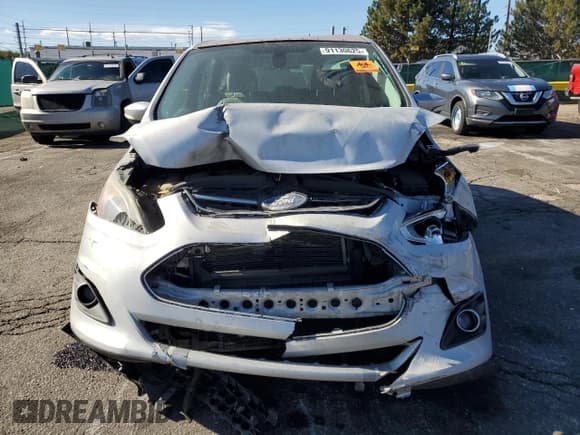 ✅ 2015 Ford C-Max SEL • VIN: 1FADP5BU9FL114490 • Lot: 91130625. Wystawiony na Copart z przebiegiem 178 424 mil. Bezpłatny archiwum sprzedaży aukcyjnych z USA i szczegółowy raport historii pojazdu na DreamBid. Zdjęcie 5.