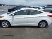 ✅ 2013 Hyundai Elantra Limited • VIN: 5NPDH4AE1DH285568 • Lot: 42450271. Listed on IAAI with 118,640 mi. Free auction sales archive from the USA and detailed vehicle history report at DreamBid. Image 15.