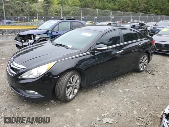 ✅ 2014 Hyundai Sonata Limited • VIN: 5NPEC4AB6EH855753 • Lot: 72401974. Wystawiony na Copart z przebiegiem 111 901 mil. Bezpłatny archiwum sprzedaży aukcyjnych z USA i szczegółowy raport historii pojazdu na DreamBid. Zdjęcie 1.